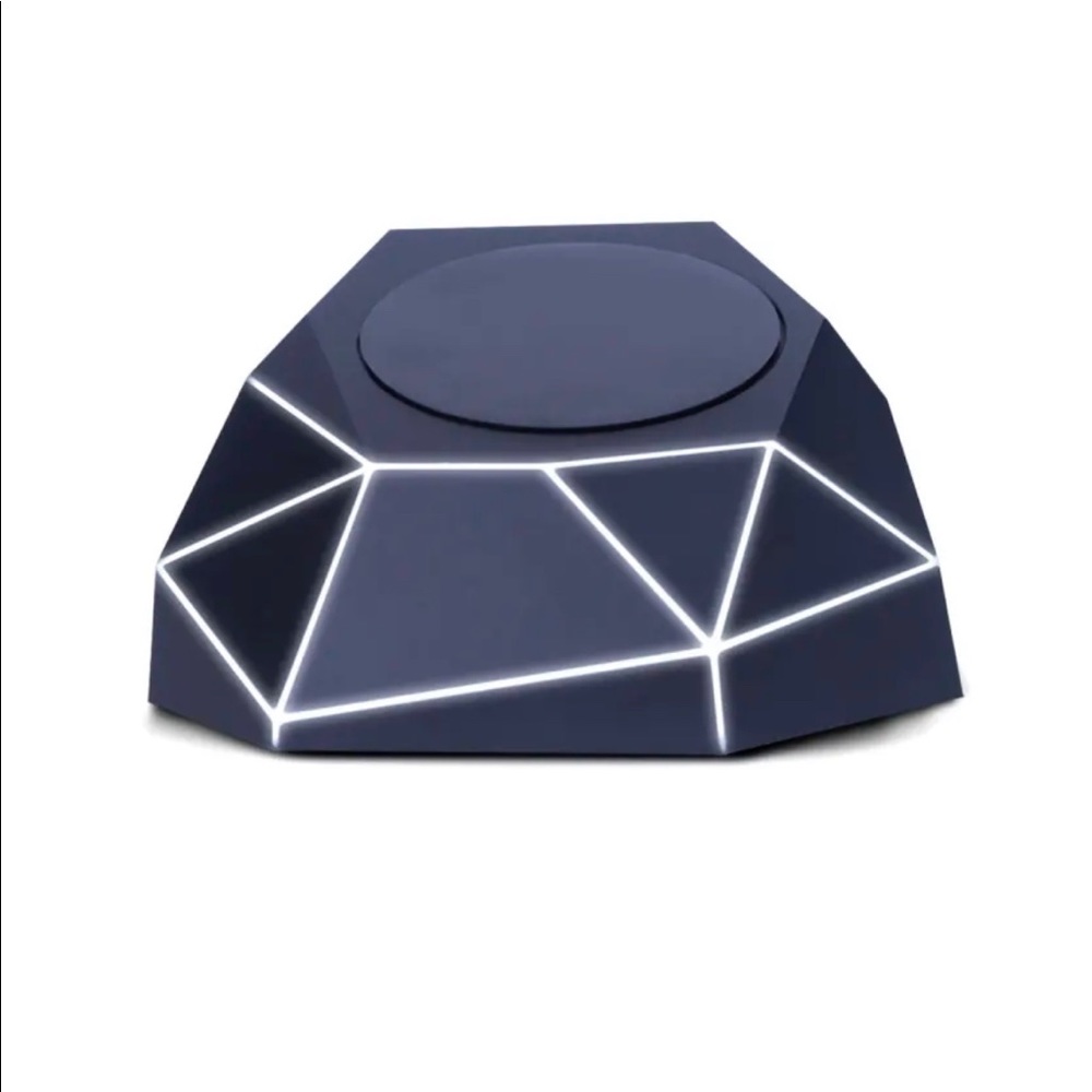 Xoopar Geo Dock wireless charger